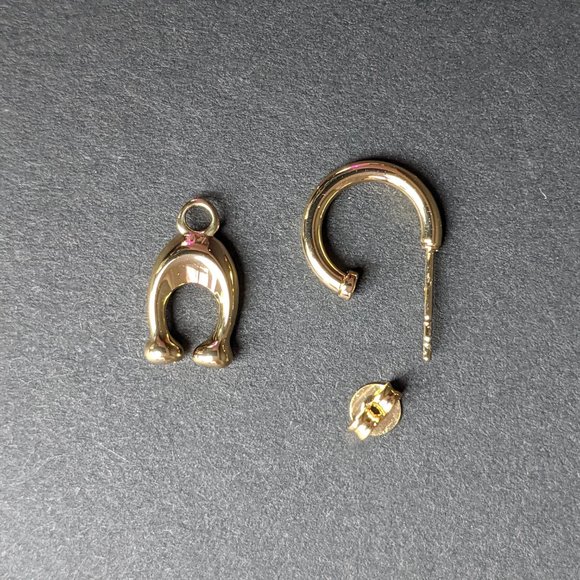 NWT Coach 359753 C Charm Huggie Earrings - Picture 6 of 11